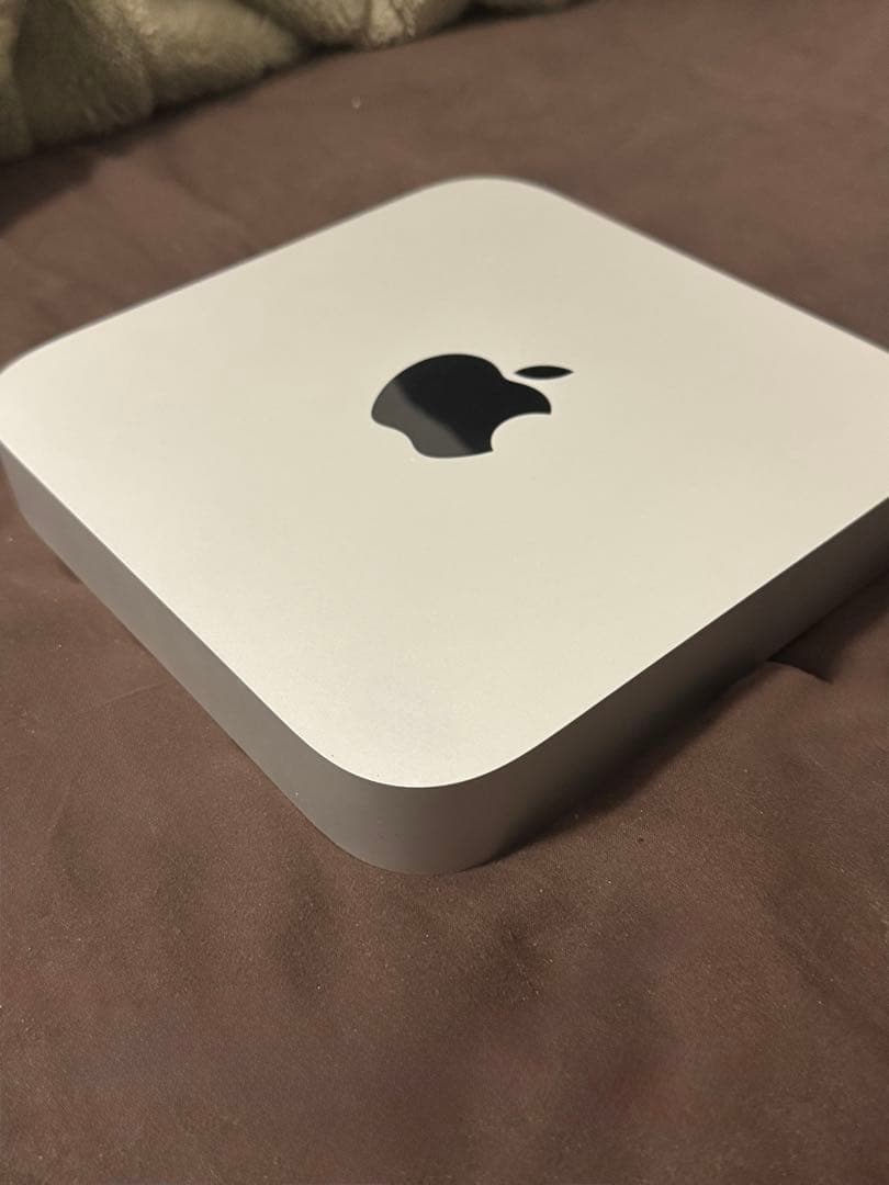 Apple Mac mini M2 シルバー