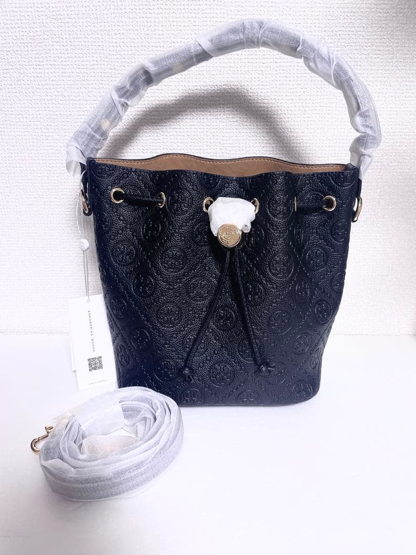 【大人気☆】Tory Burch Tモノグラム ペブルド バケットバッグ