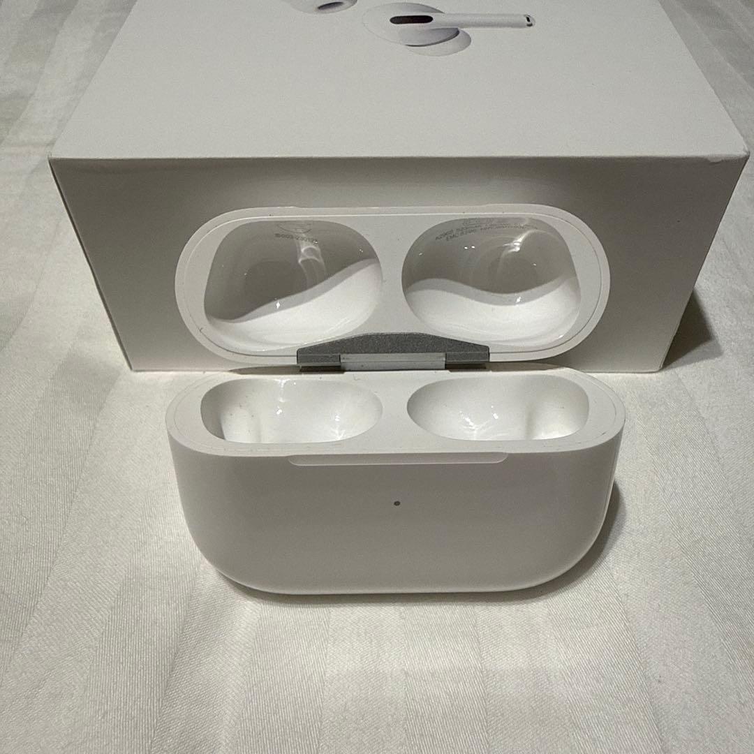 【美品】AirPods Pro (第2世代) 本体 MTJV3J/A