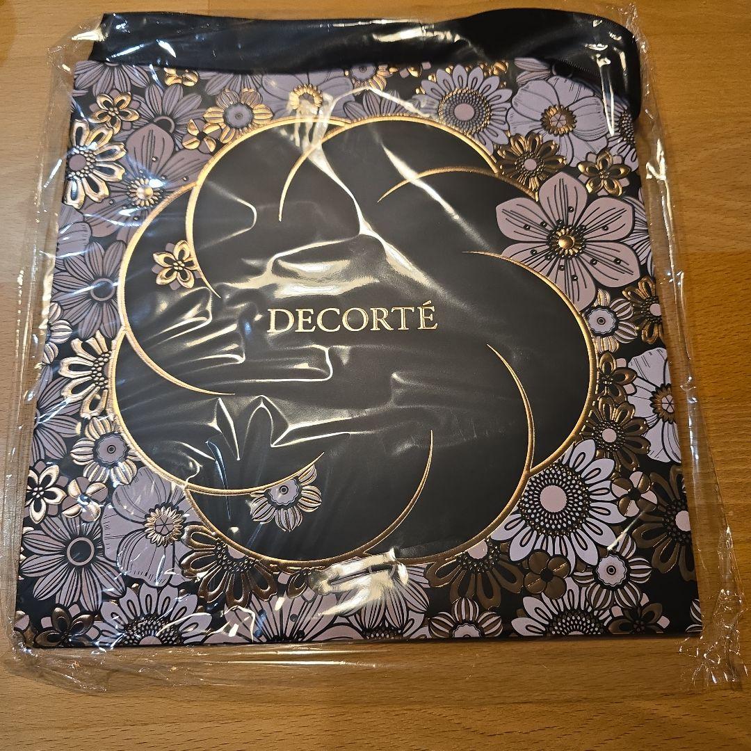 2025 コスメデコルテ COSME DECORTE クリスマスコフレ