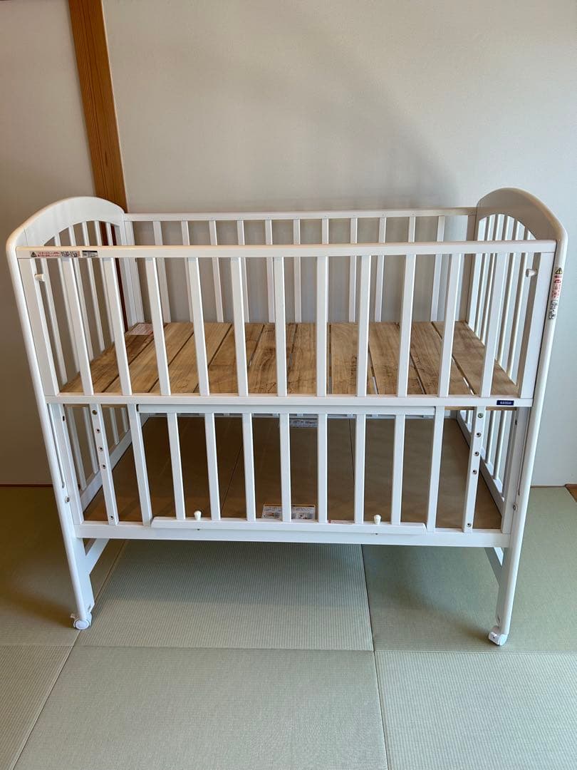 KATOJI ベビーベッド ハイタイプ　ホワイト 木製