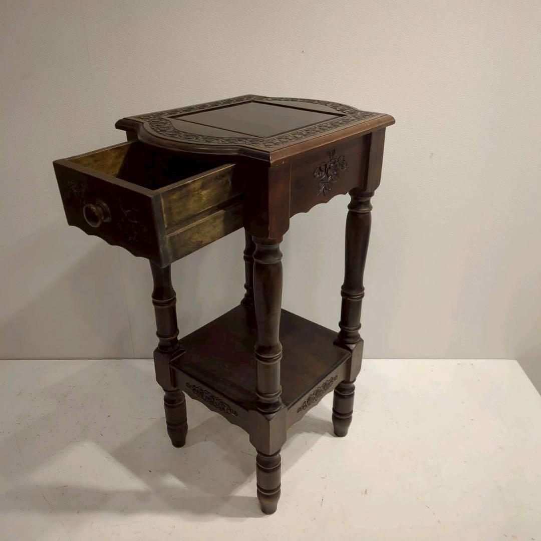 コンソールテーブル　サイドテーブル　電話台　飾り台　アンティーク　花柄