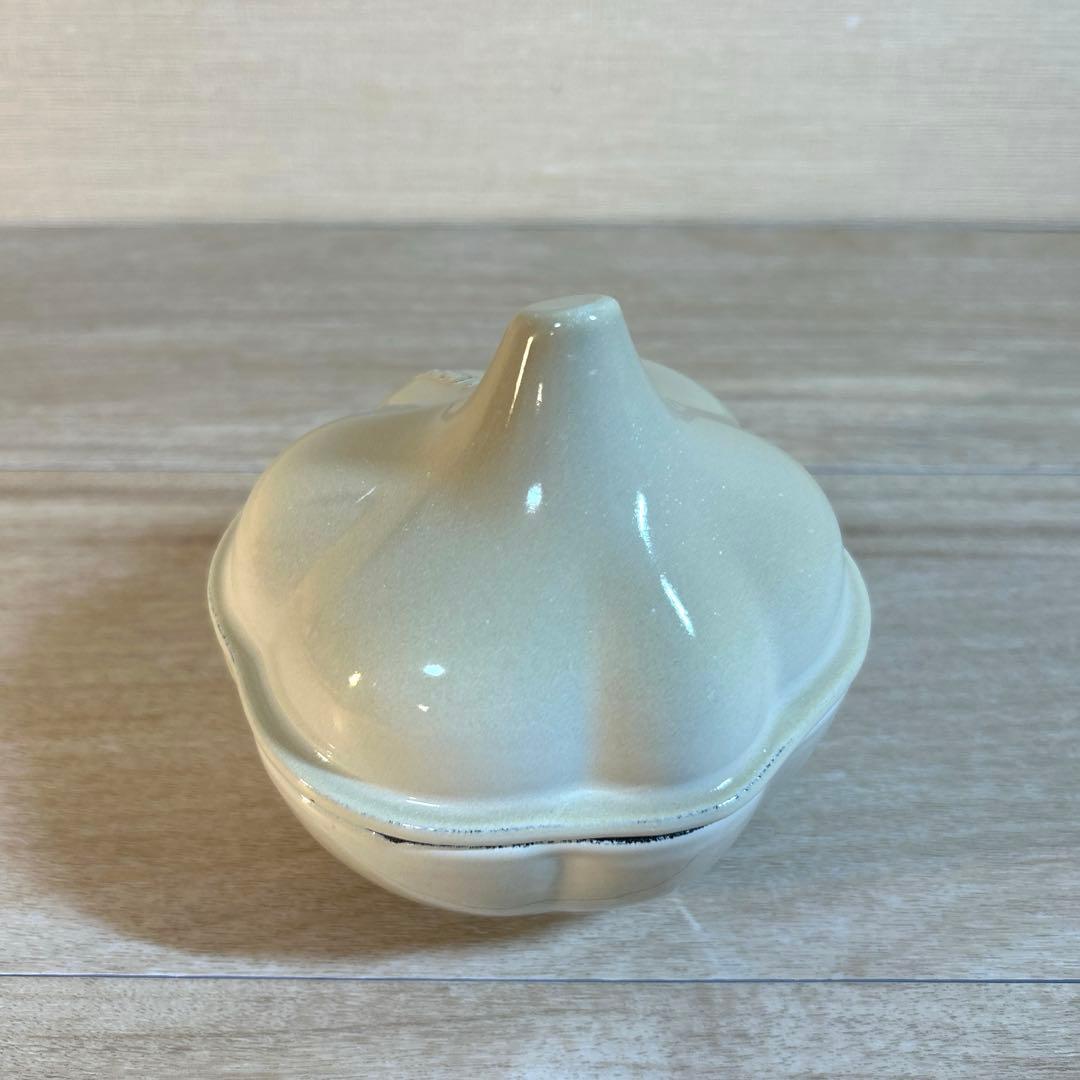 ルクルーゼ　ミニ・ガーリック・ココット　ホーロー　鍋　小鍋　鋳物　11cm