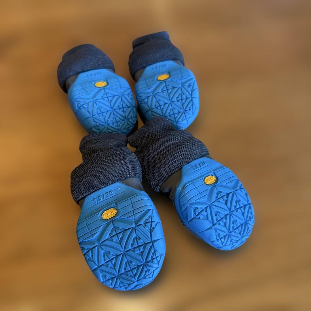 Ruffwear Polar Trex mont-bellドッグシューズ 黒/青