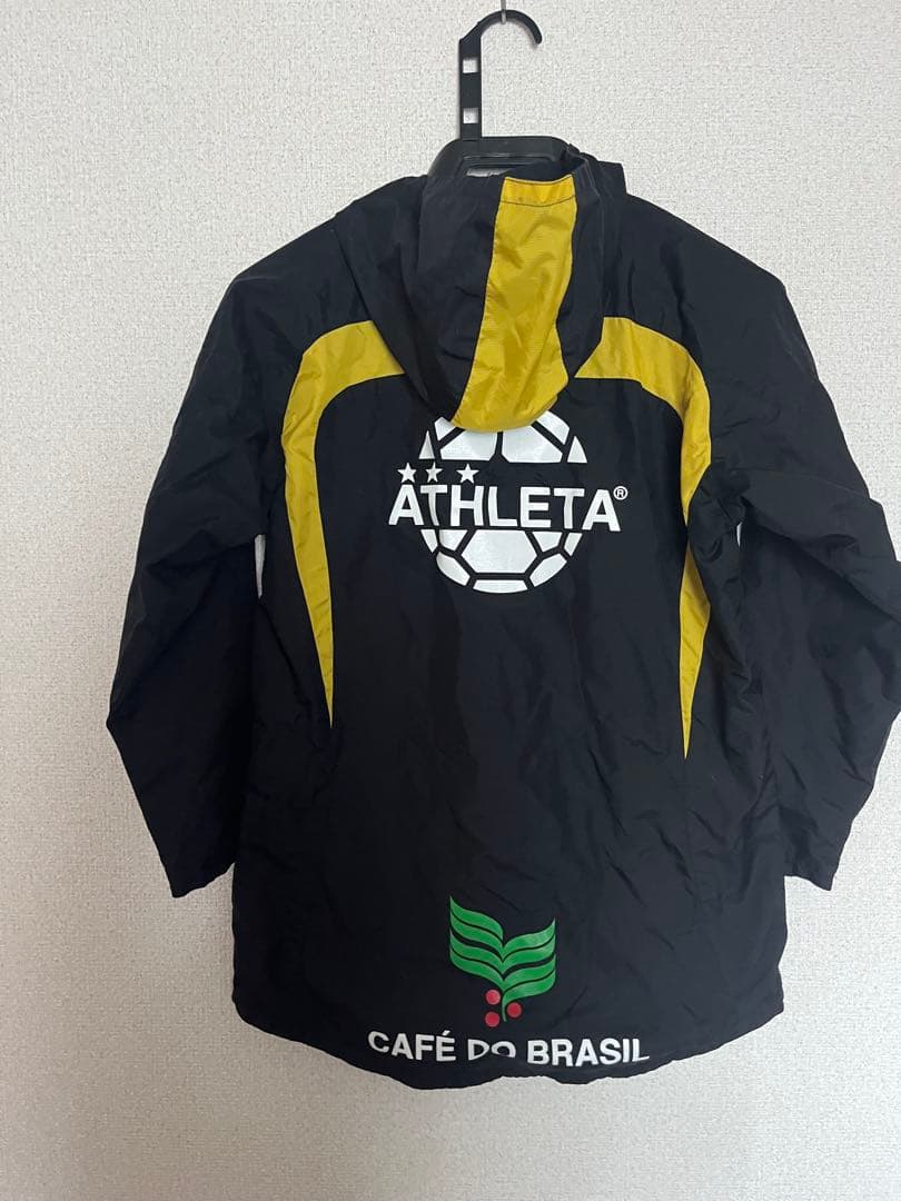 ☆USED☆ アスレタ ウインドブレーカー 140センチ ブラック
