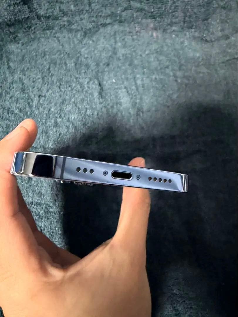 Apple iPhone 13 Pro シルバー