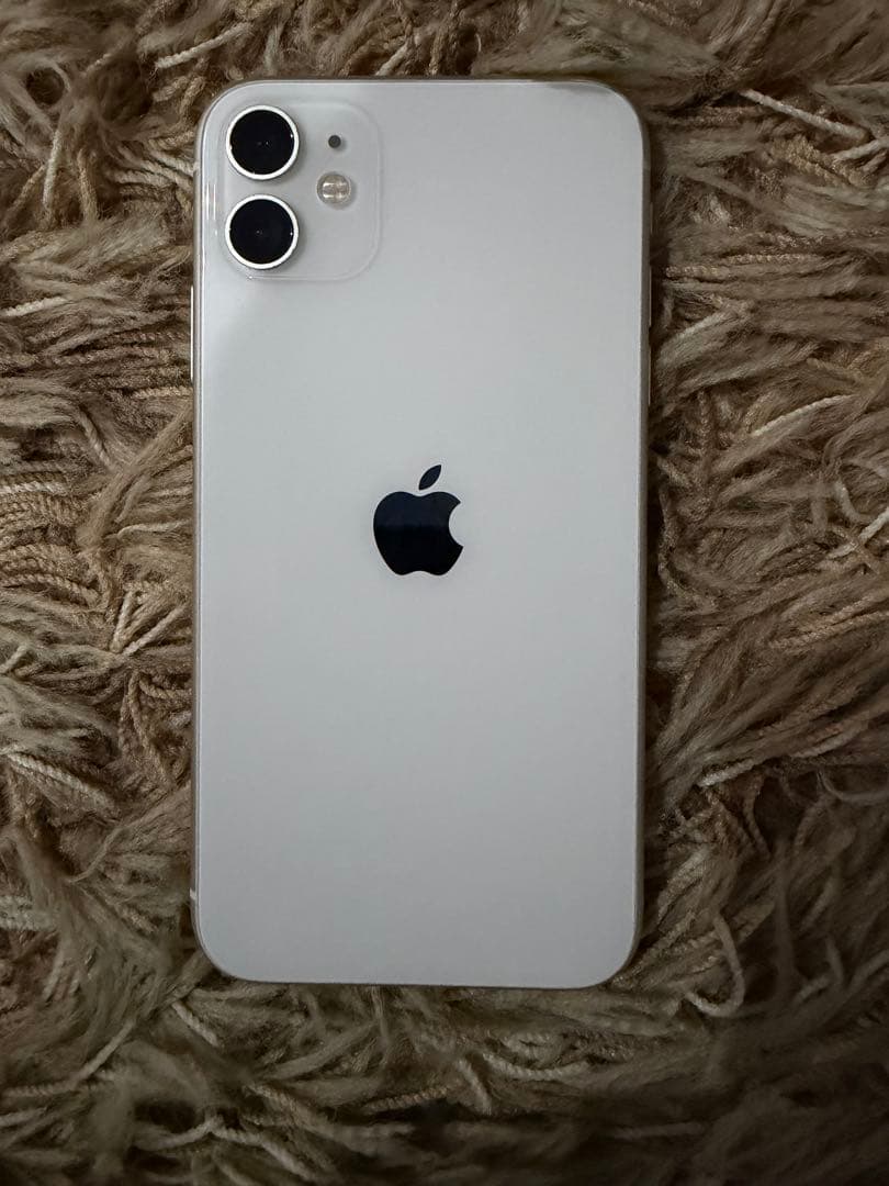 Apple iPhone 11 ホワイト 本体 ジャンク