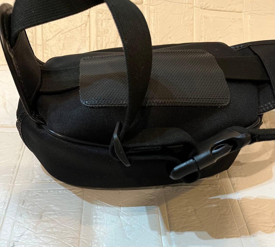 美品☆ ハンティングワールド ウエストバッグ ポーチ ボディバッグ　良品