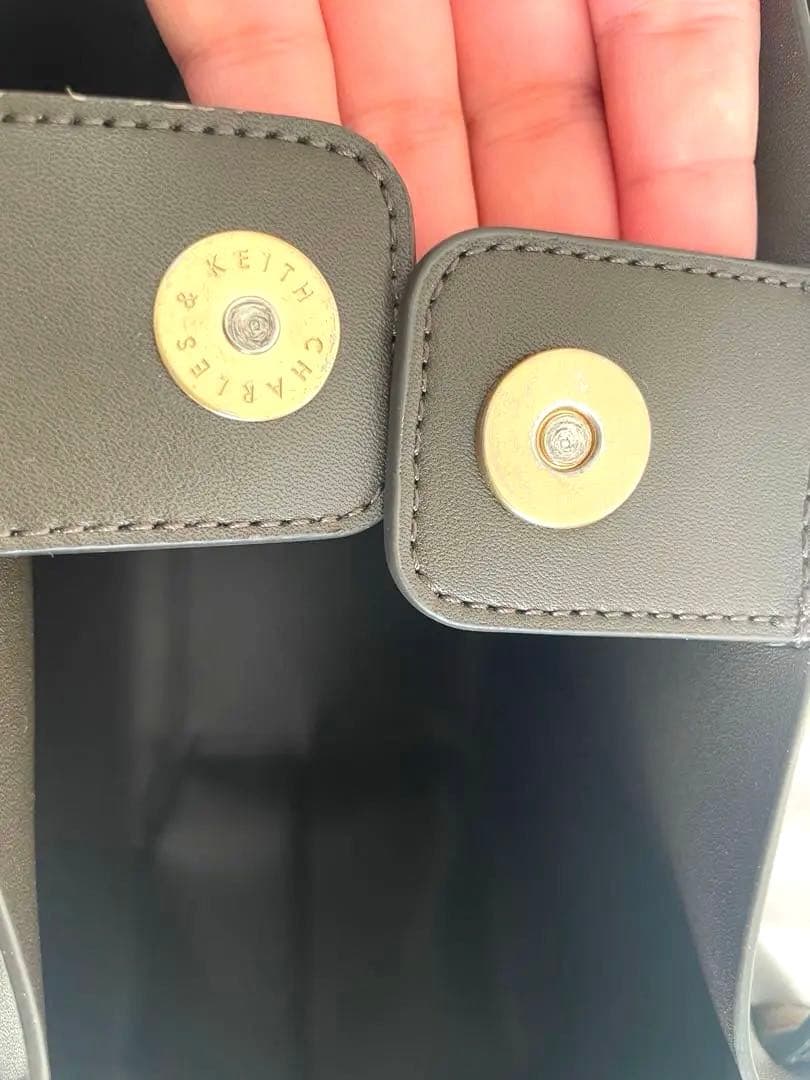 CHARLES & KEITH カルラ　【12/16までお値下げ中】