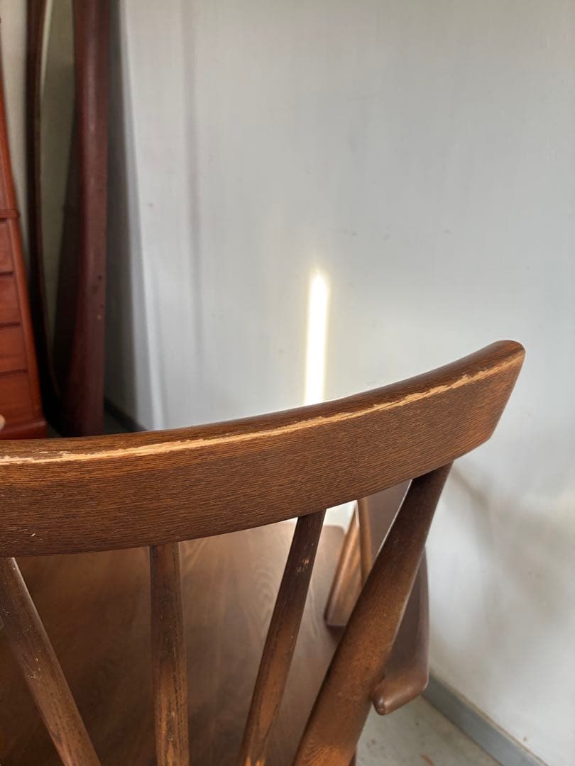 ナガノインテリア　ダイニングチェア　SKC069ー0WB 回転式　1