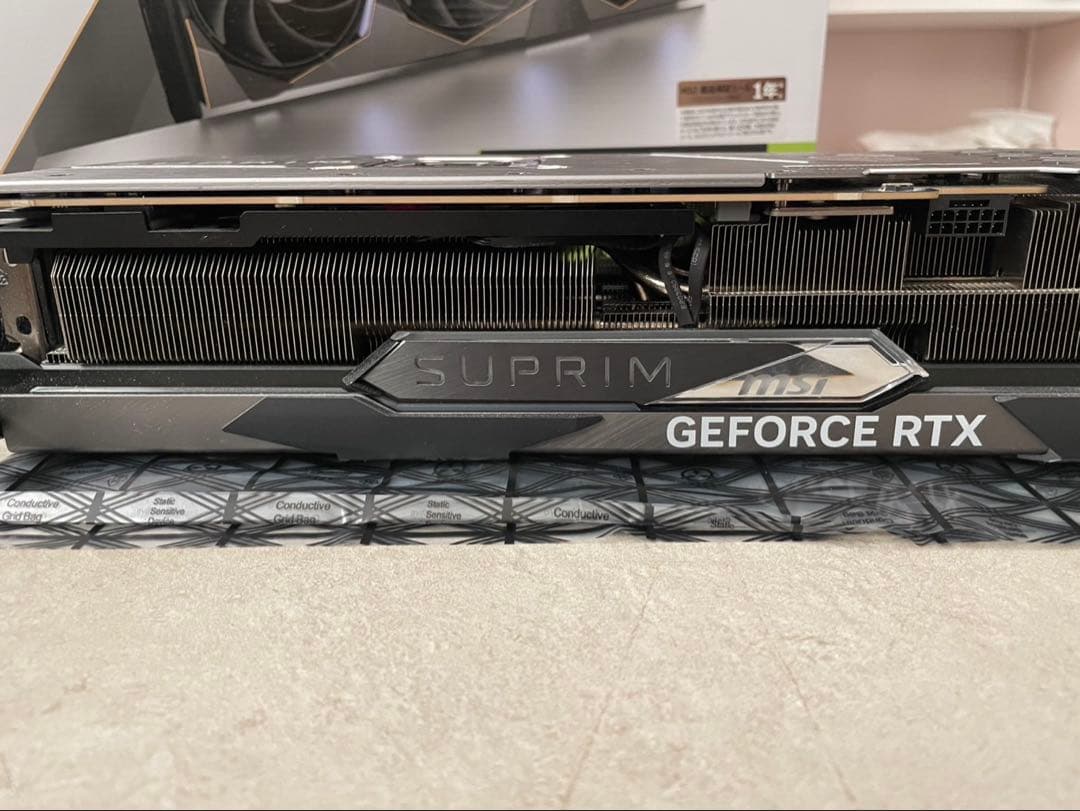 グラフィックボード・グラボ・ビデオカード GeForce RTX 4090 SUPRIM X 24G