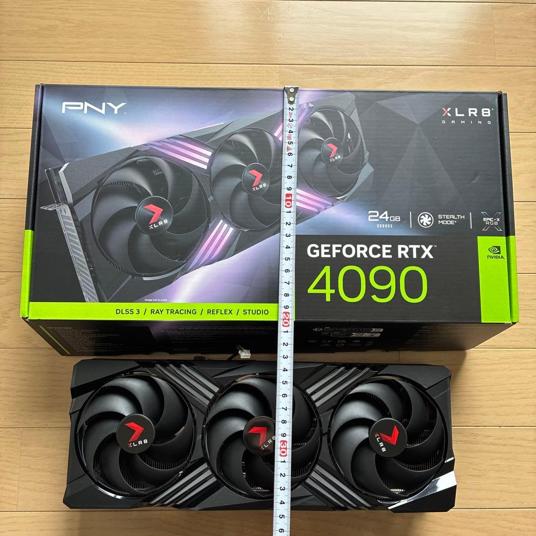 PNY 4090 ヒートシンク　3連　ファン　LED バックプレート