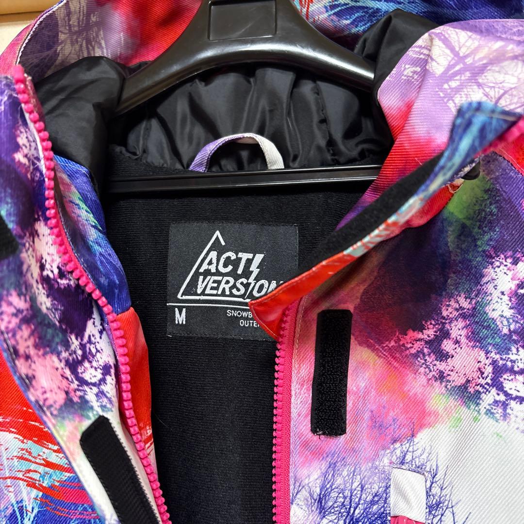 スノボーウェアー上下セットMサイズ