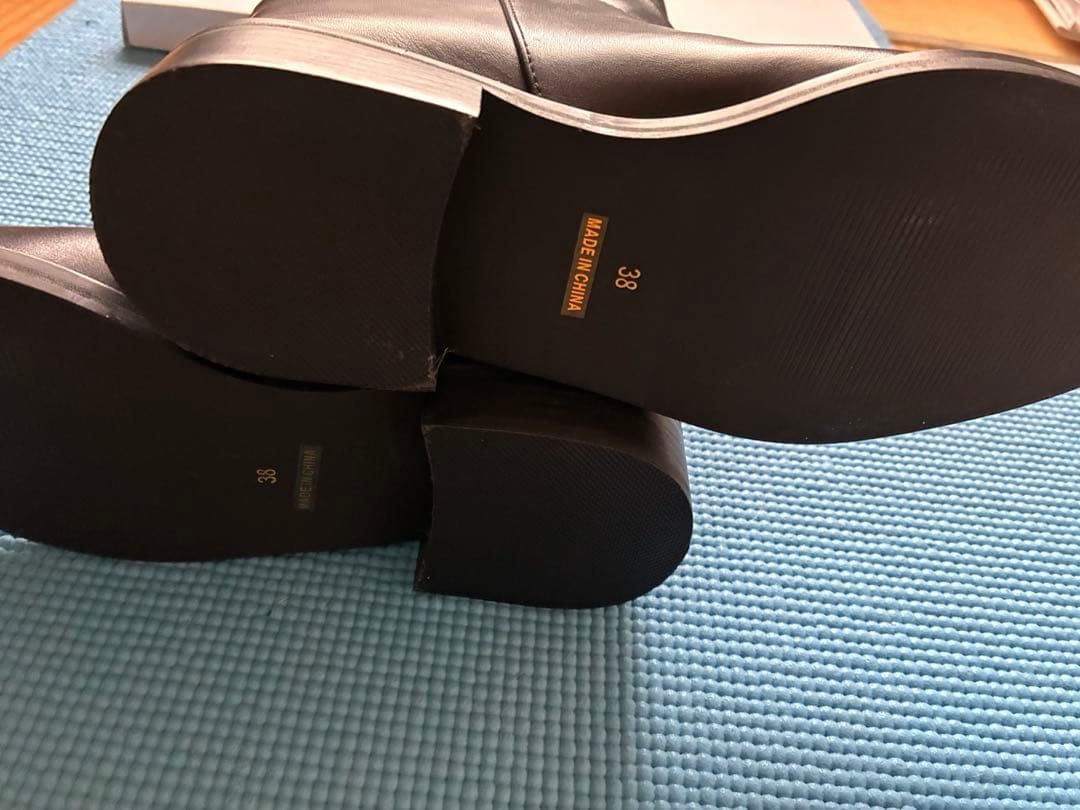 mystic ブラック スクエアトゥロングブーツ