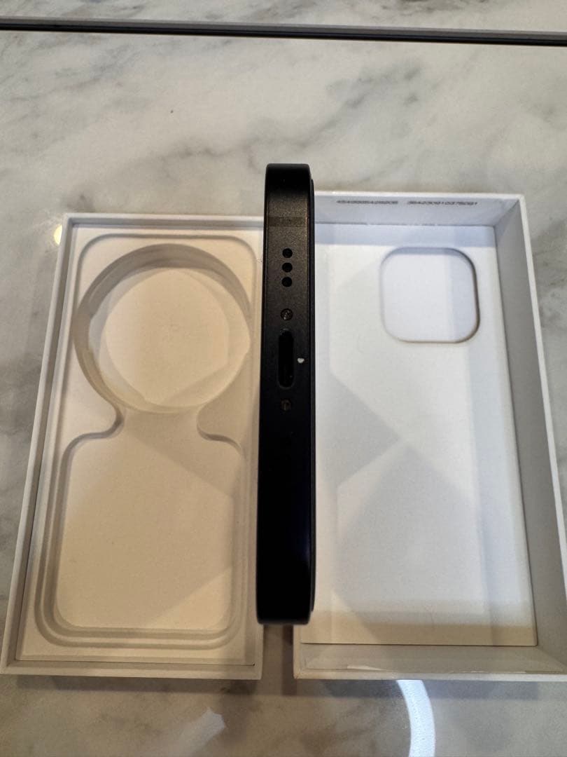 iPhone 12 64GB ネイビー　美品　バッテリー87% SIMフリー