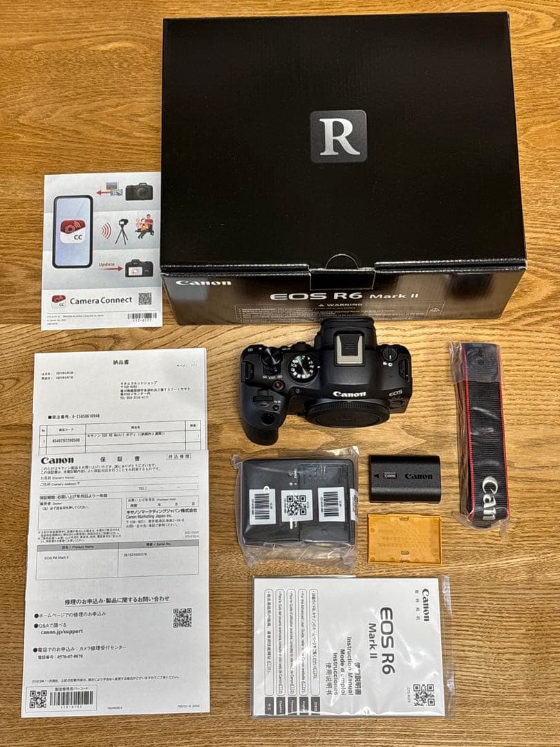 シャッター数少ない美品！メーカー4か月保証付　EOS R6 Mark II