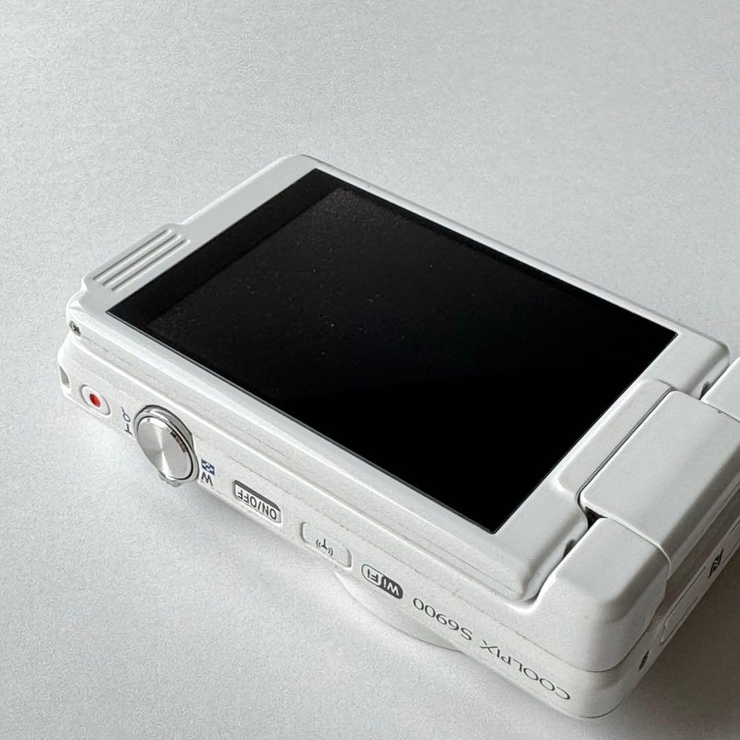 Nikon COOLPIX S6900 ホワイト コンパクトデジタルカメラ