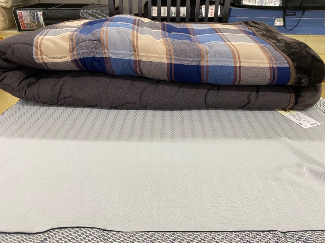 正方形・こたつ掛け布団・ロマンス・うす掛け・裏地ボアタイプ・約２００×２００㎝