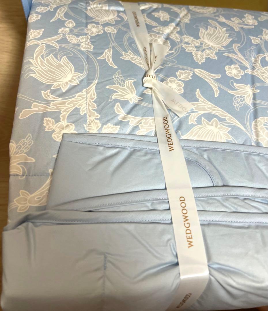 【即購入OK】ウェッジウッド 羽毛肌掛けふとん