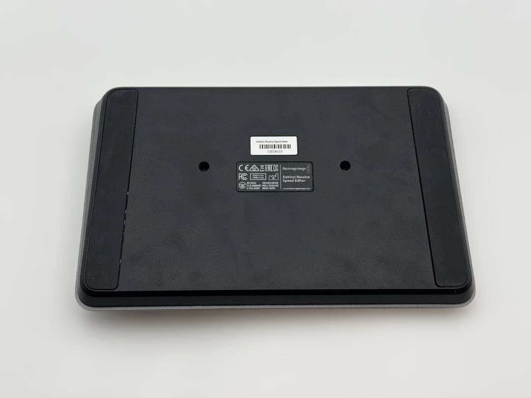 1*3様 DaVinci Resolve Speed Editor 動画編集コン