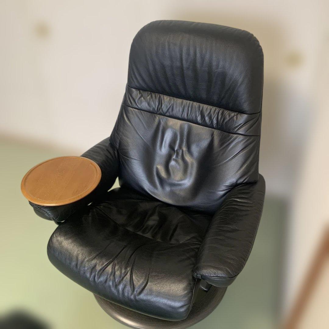 EKORNES ストレスレス リクライニングチェア　オットマン　サイドテーブル付