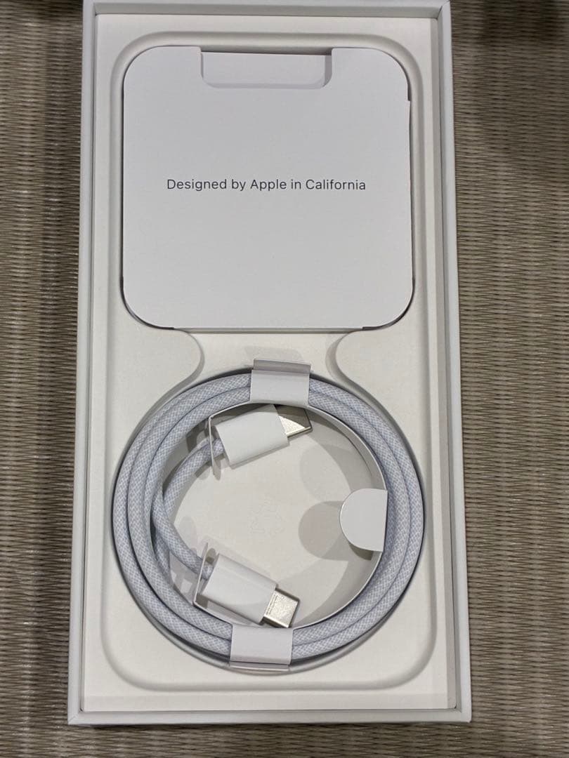 Apple iPhone 15 Pro 本体 256GB