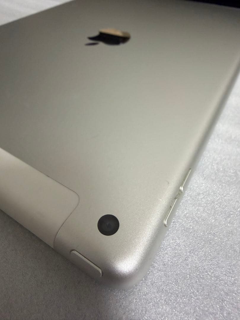 iPad 第7世代 32GB バッテリー最大容量96%