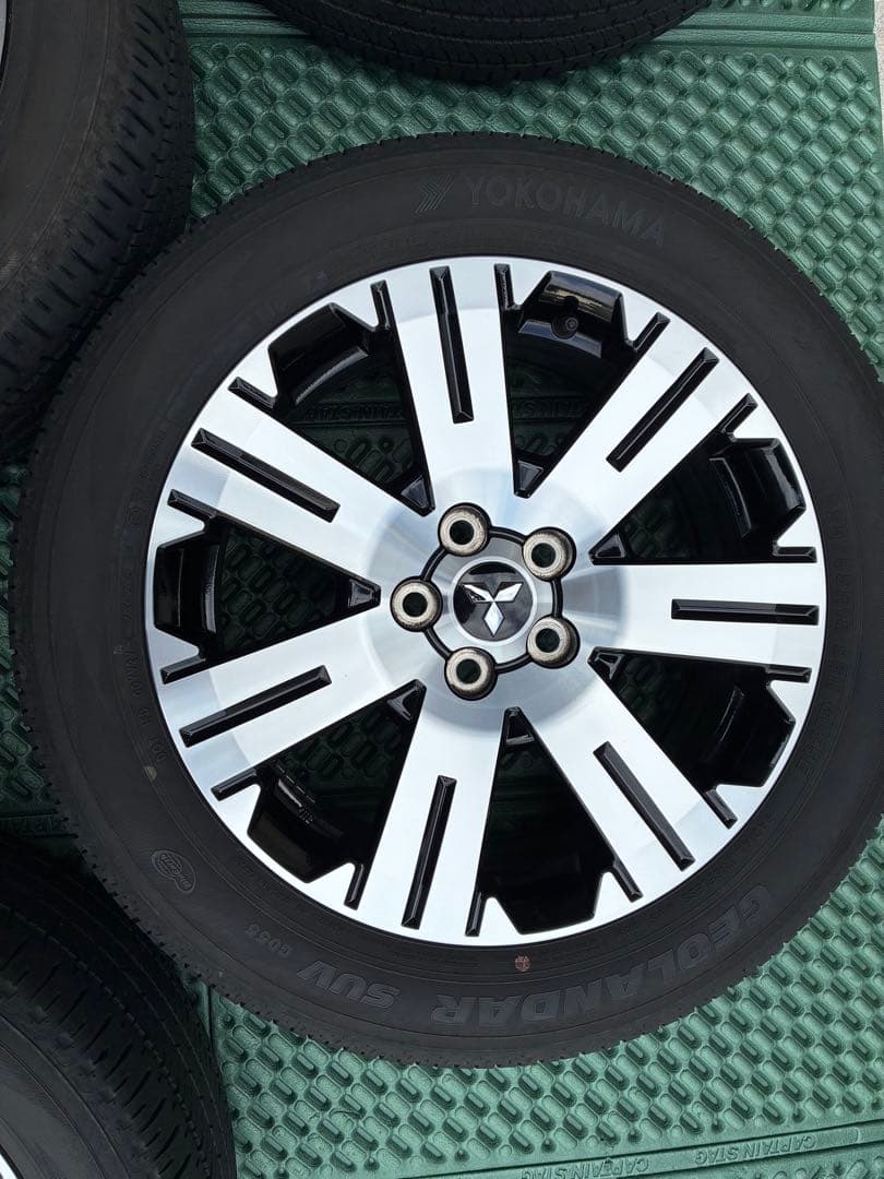 【魔王】デリカd5 純正タイヤホイール18インチ4本　純正ナット20本