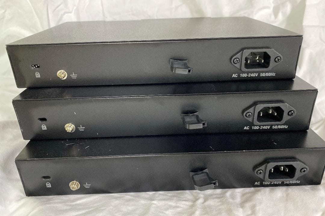 バッファロー WAPS-1266 ＆ エレコム EHB-SG2B08 まとめて！