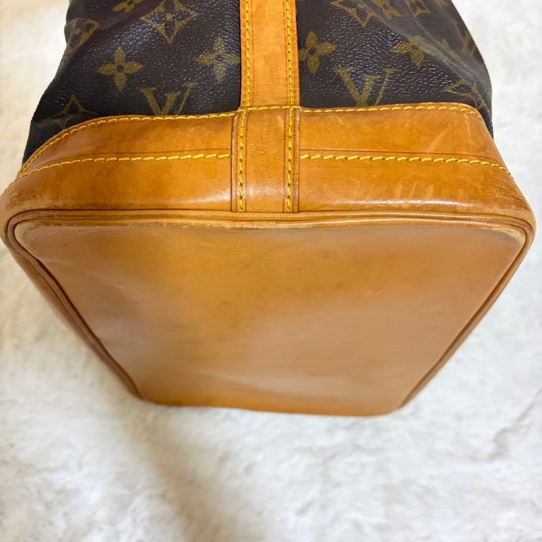 美品　ルイヴィトン ノエ ショルダーバッグ 肩掛け モノグラム M42224