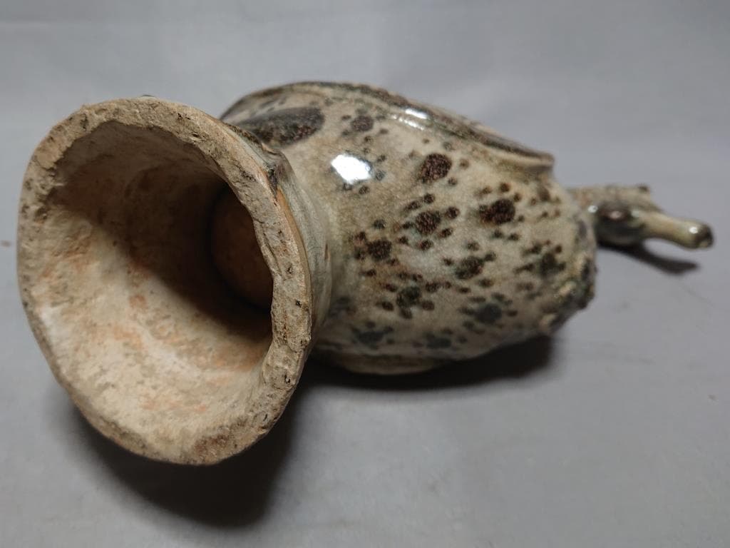 コレクター収集品　タイ　カロン鉄絵 唐草紋 クジャク形　水注15～16世紀