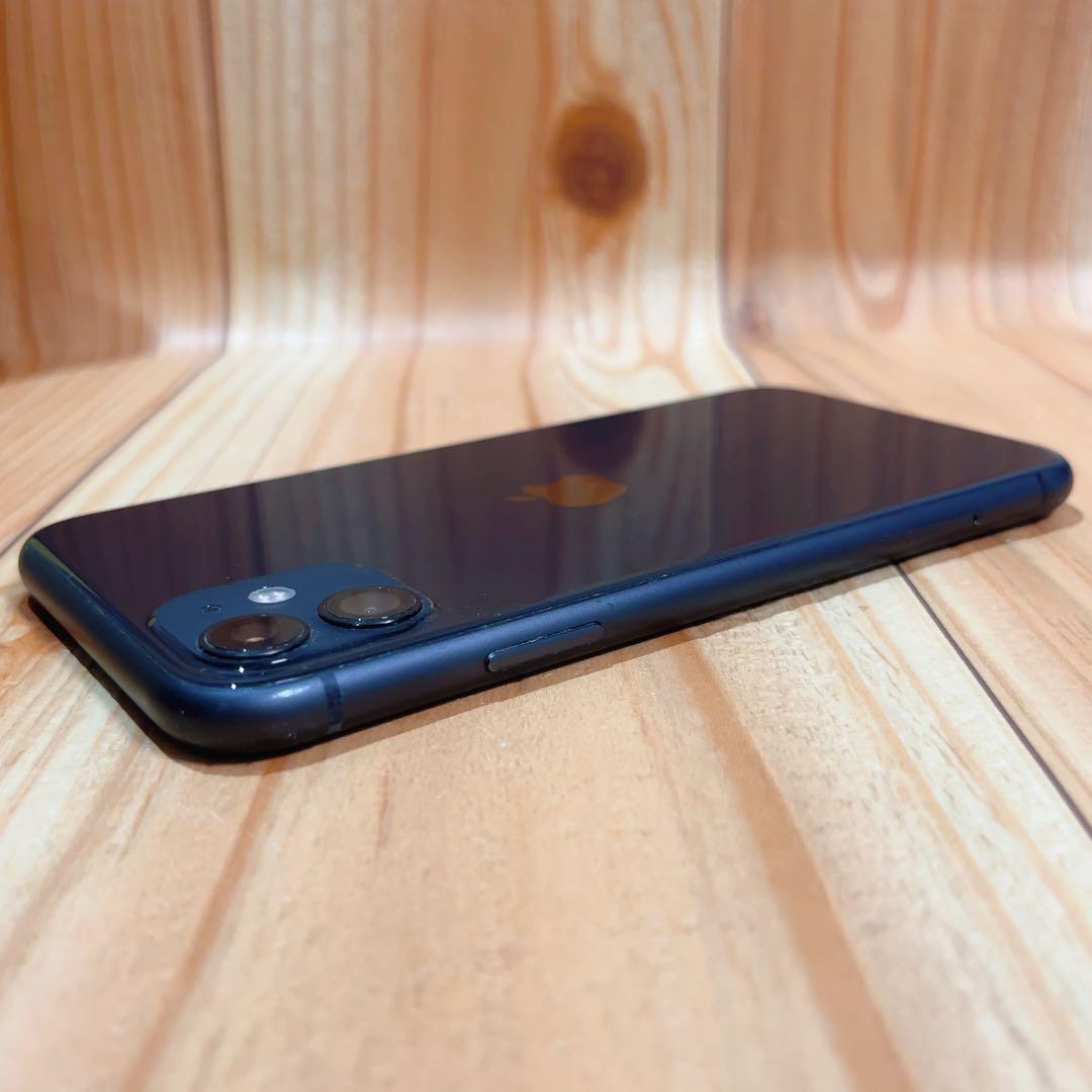 SIMフリー 本体 iPhone 11 64 GB ブラック 550 電池良好
