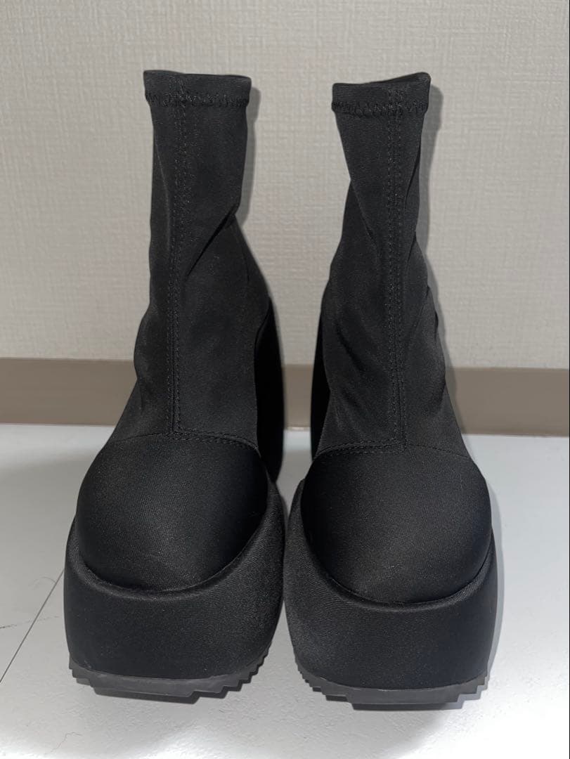 靴 YELLO TOKYO BLACK PLATFORM SHORT BOOTS