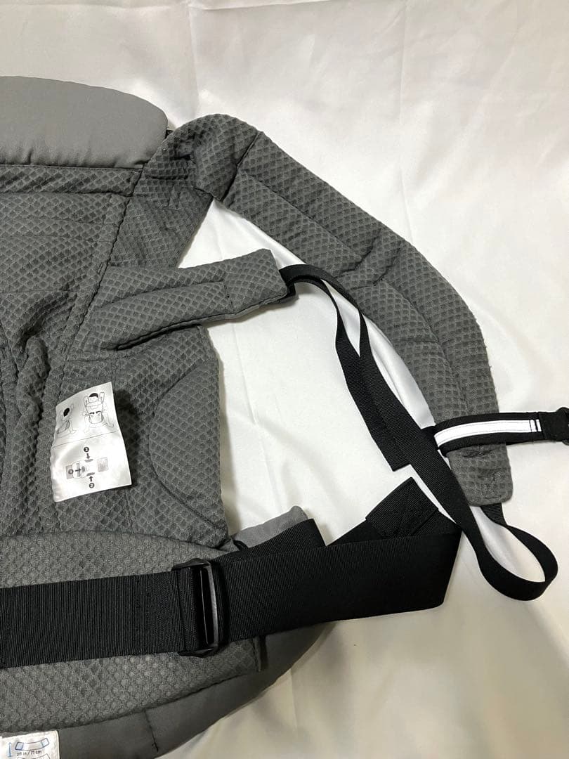 ergobaby オムニブリーズ OMNI breeze グラファイトグレー