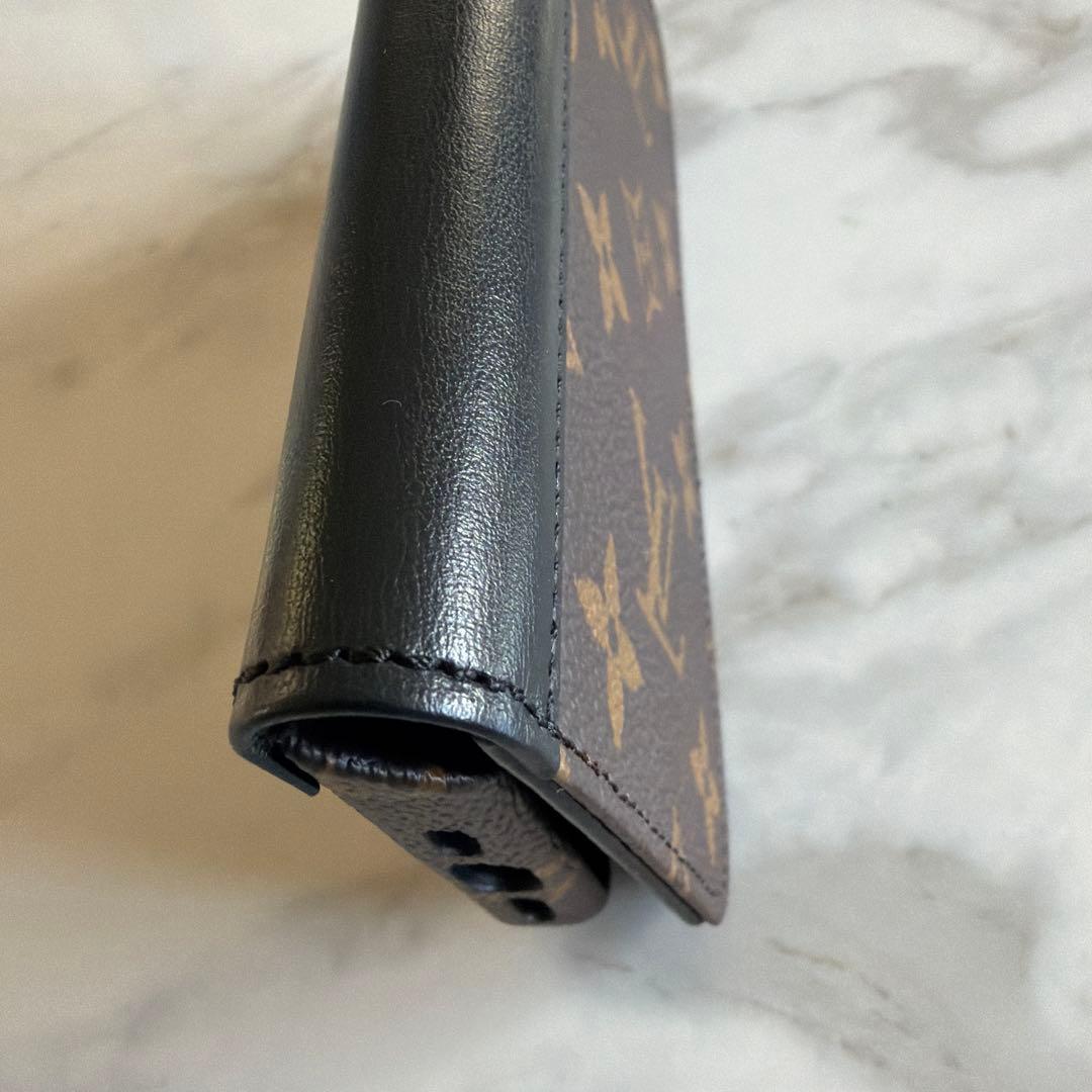 ルイヴィトン　iPhone15 pro ケース モノグラムフォリオ 手帳型　新品