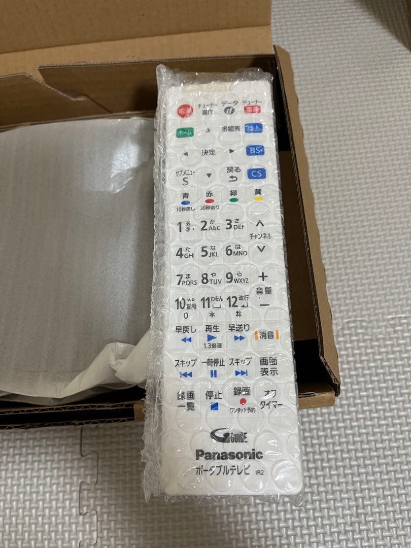 【新品・未使用】パナソニック プライベートビエラ UN-10E8-W 10V型