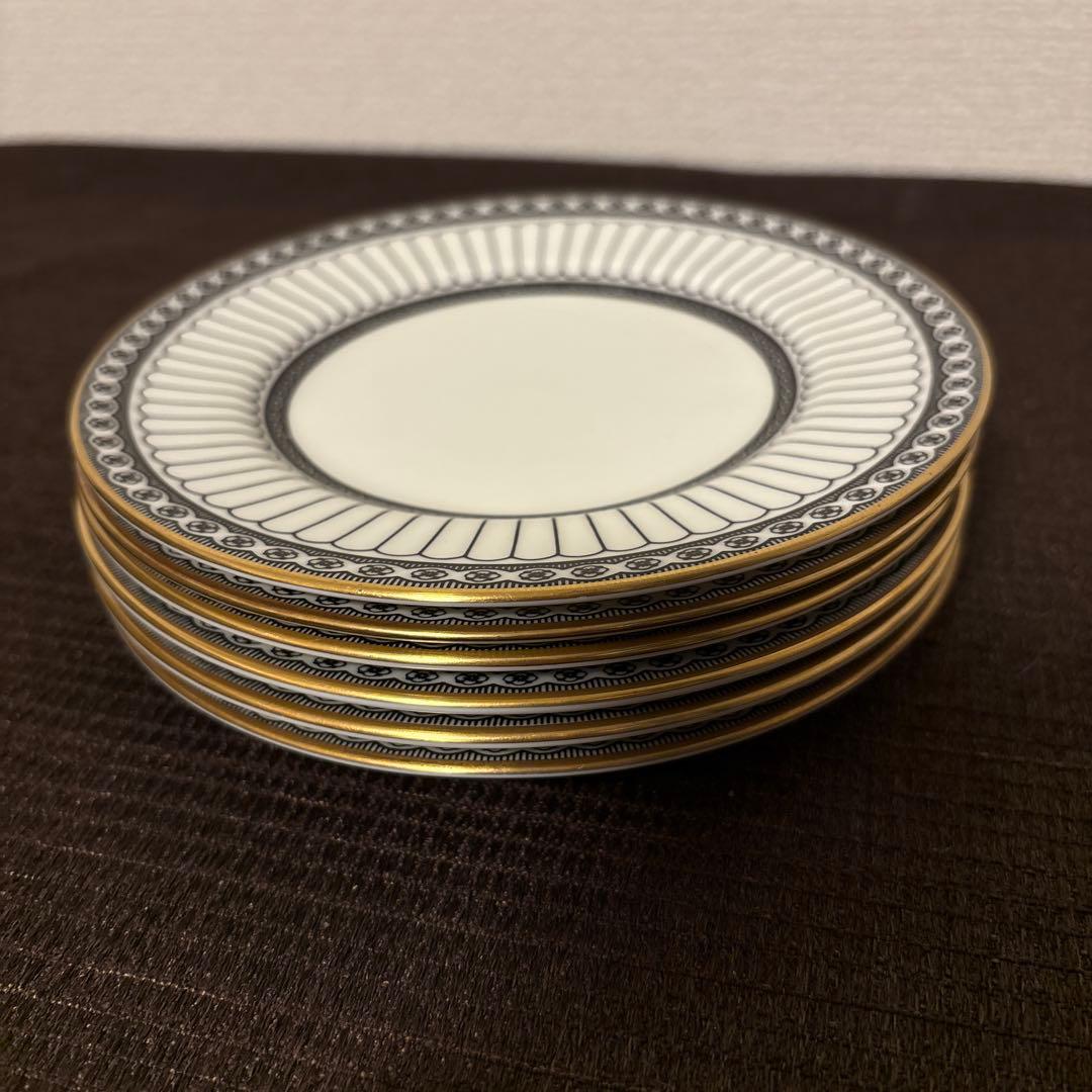 ウェッジウッド　コロネード　ブラック　デザートプレート　15.5cm