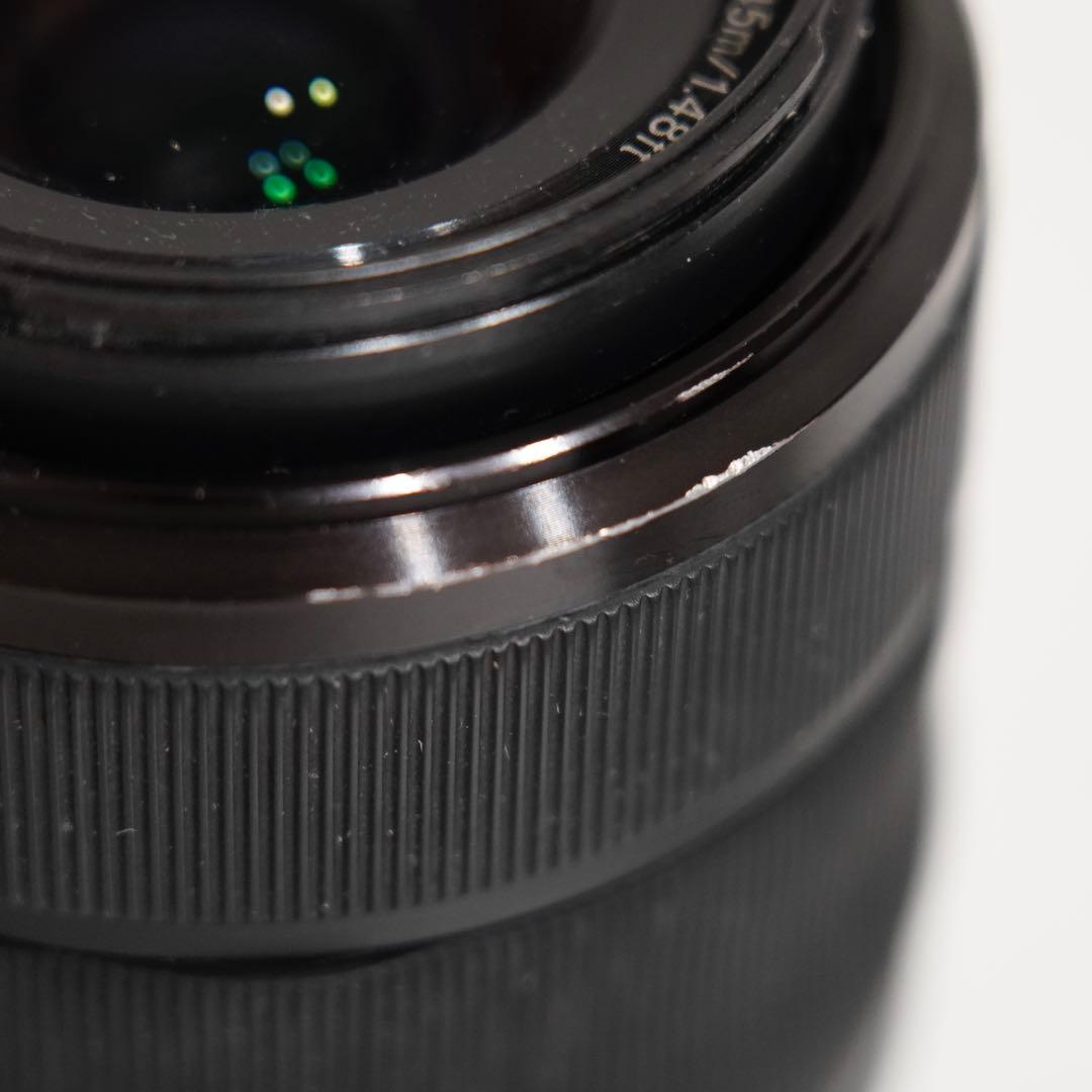 SONY FE28-70mm F3.5-5.6 ND、マクロフィルター付き