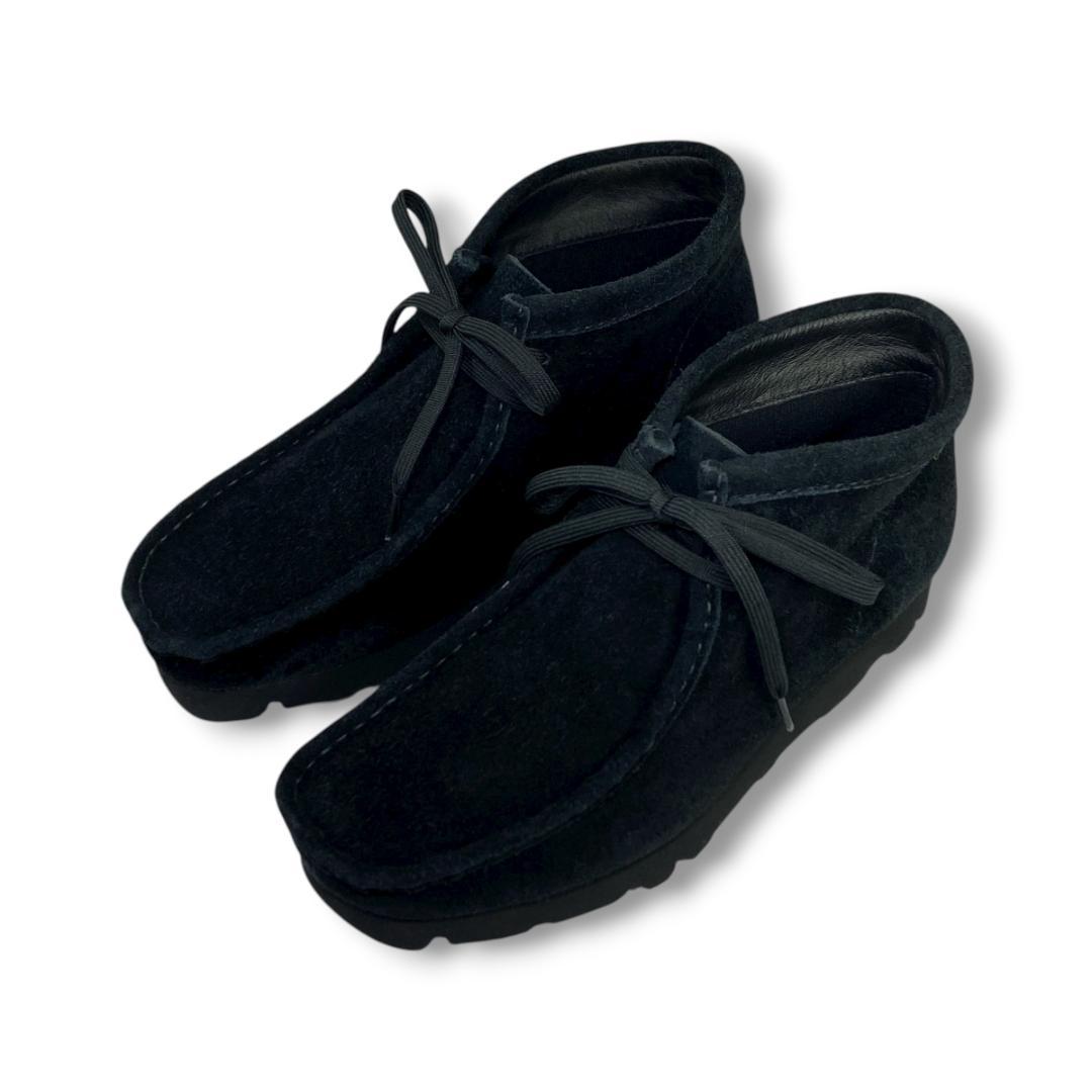 【極美品】クラークス ワラビーブーツ ゴアテックス UK7.5 ブラックスエード