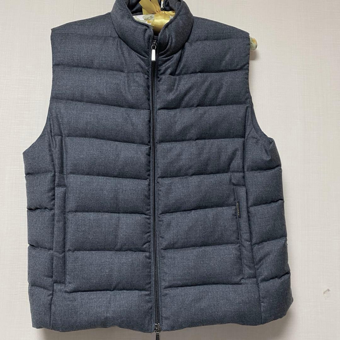 美品MooRER OLIVER-Lウールカシミアダウンベストグレー48 Ｌサイズ