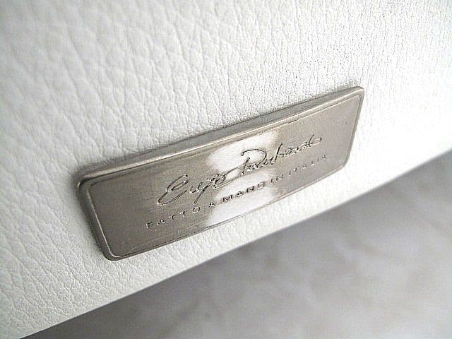 エンツォダンブロシオ×ルカ・スカケッティ「ED1031」総革ソファ　約81.9万