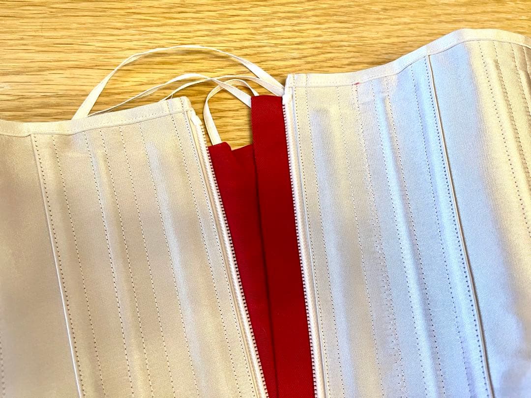 元鈴木さん コルセット / キンバリー / Mサイズ / ピンクシャンパン