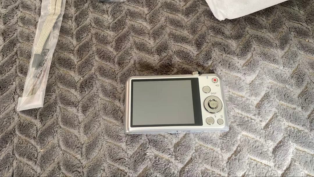 デジタルカメラ CASIO EXILIM EX-Z900