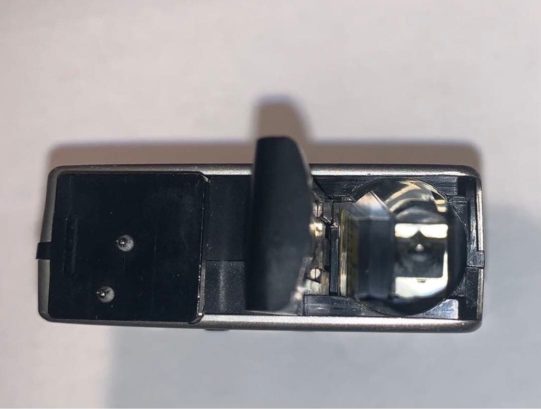 【コレクター・動作品】CONTAX TLA140 フラッシュ（ポーチ・電池付き)