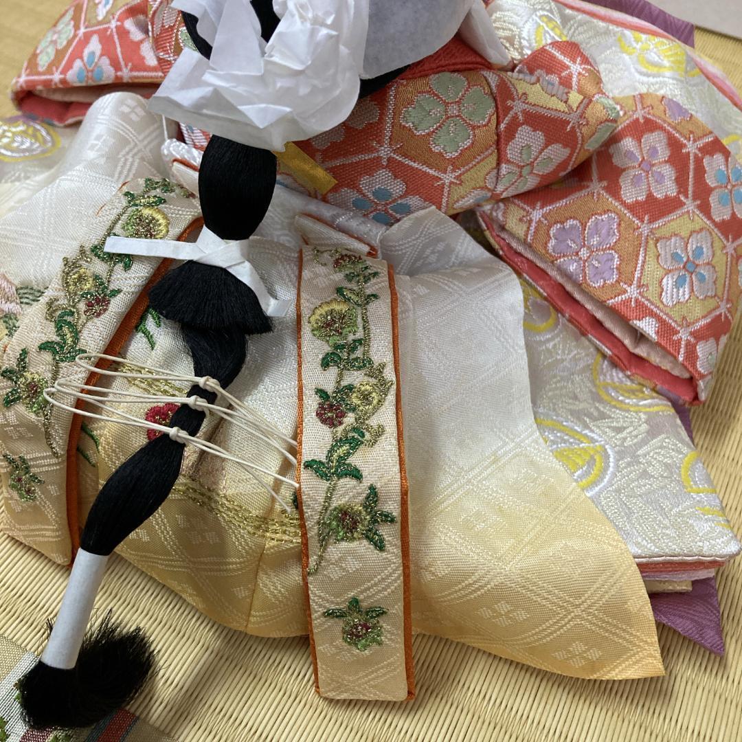 F20−1 人形と花台飾り　お洒落で可愛い色合い　親王飾り　ひな人形