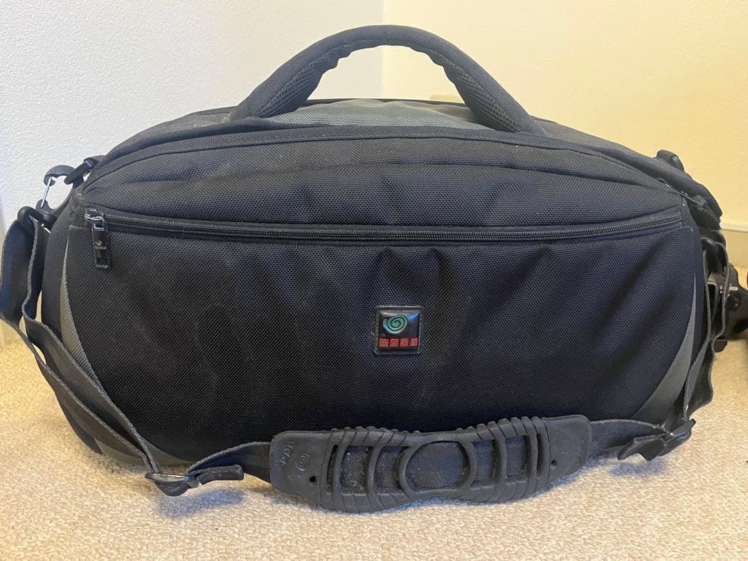 2/3迄値下‼️Sony HVRZ5J業務用Vカメラ本体2台ワイコン電池バッグ等