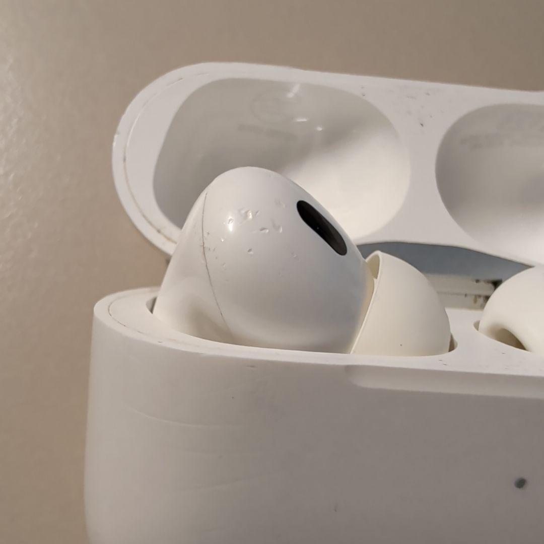 AirPods Pro2 本体 傷がありMagSafe 付き