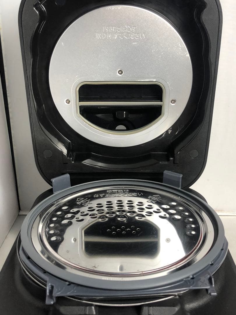 象印　IH炊飯ジャー　NW-SA10 2019年製　ブラック　OU082908