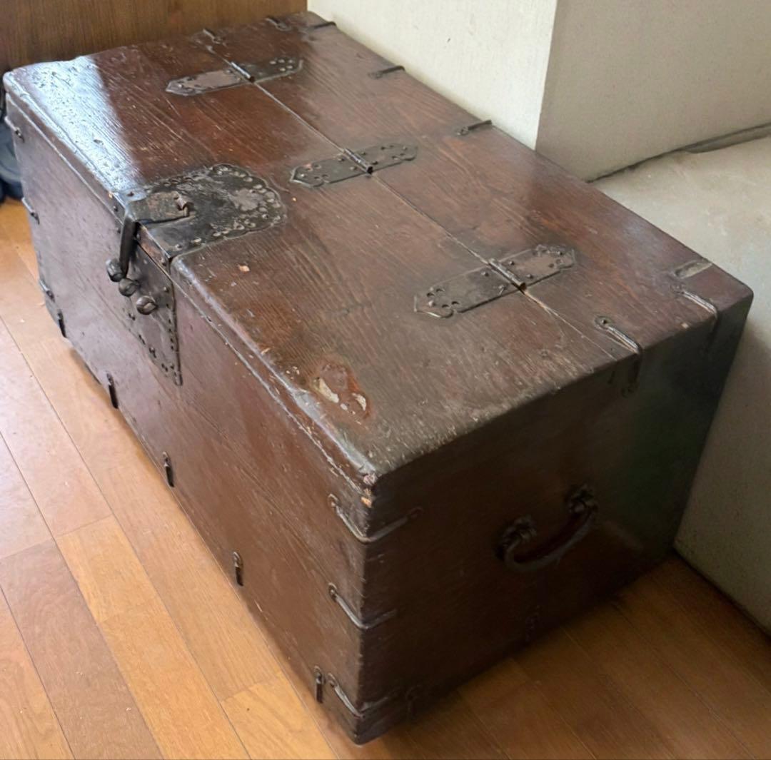 【アンティーク】欧米◆木製のトレジャートランク・Chest