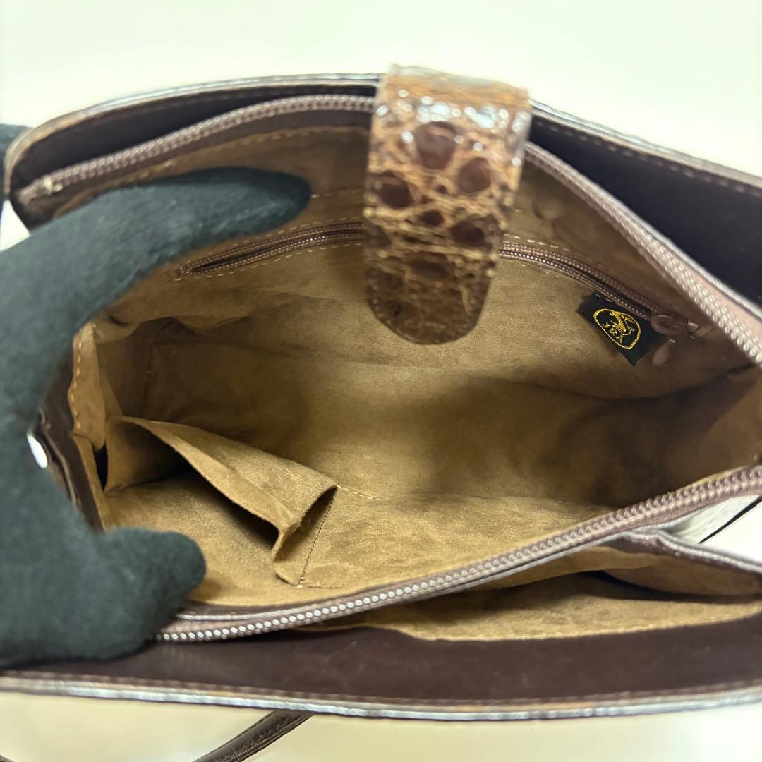 美品　リアル　シャイニング　クロコダイル　ショルダーバッグ　サコッシュ　ブラウン